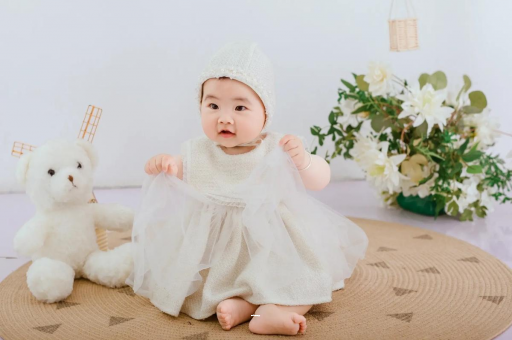 巴音郭楞蒙古孕妇三个月肚子多大